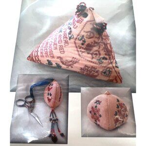 Twisted Oaks A Collection Of Stitching Smalls With Beads, Charms